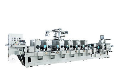 大型機(jī)械設(shè)備拍攝與研發(fā)的協(xié)同發(fā)展